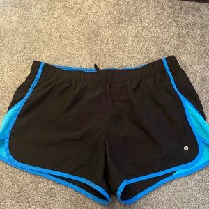 Xersion shorts
